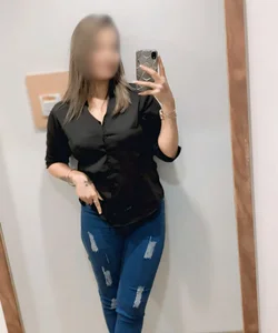 Call Girl Lucknow Renu